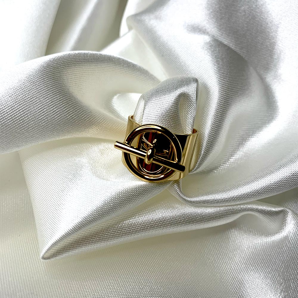 Bague Octavia dorée - The 11h11 Label