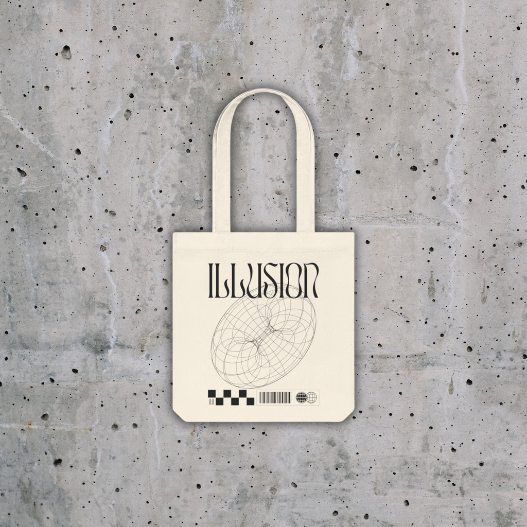 Totebag couleur naturel avec impression "Illusion" couleur noir sur la face avant.